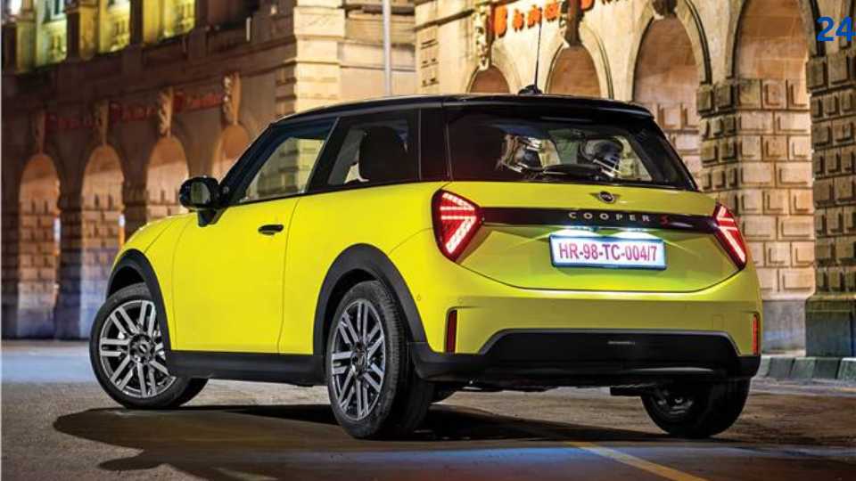 2024 Mini Cooper S review: Legacy of fun 3 1