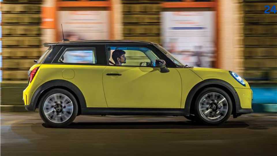 2024 Mini Cooper S review: Legacy of fun 7 24 3